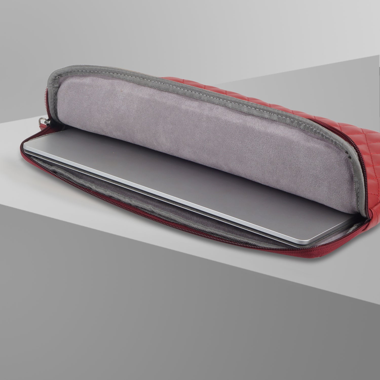 Stanley Sleeve With Pouch For Upto 14.2