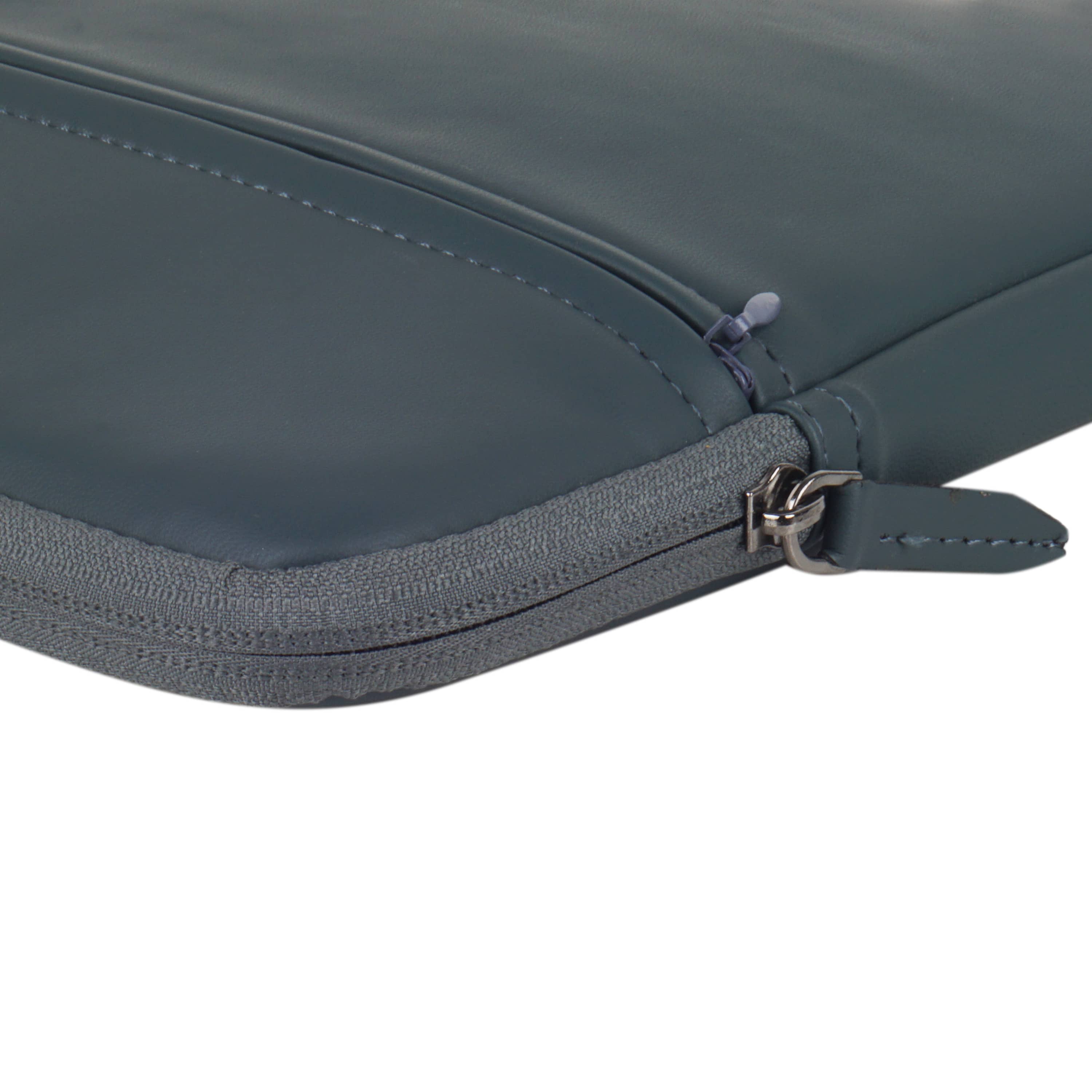 Stanley Sleeve With Pouch For Upto 14.2