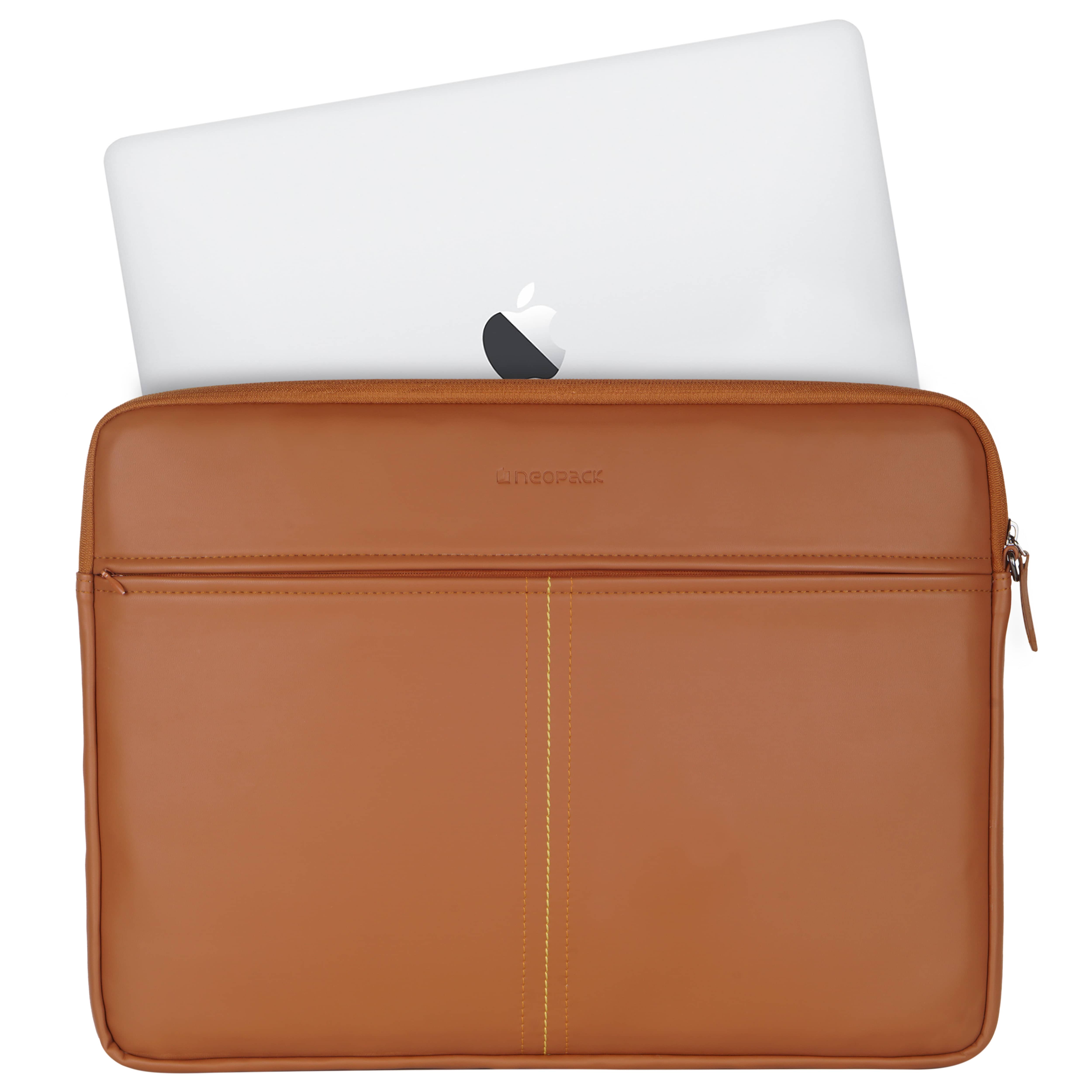 Stanley Sleeve With Pouch For Upto 16.2